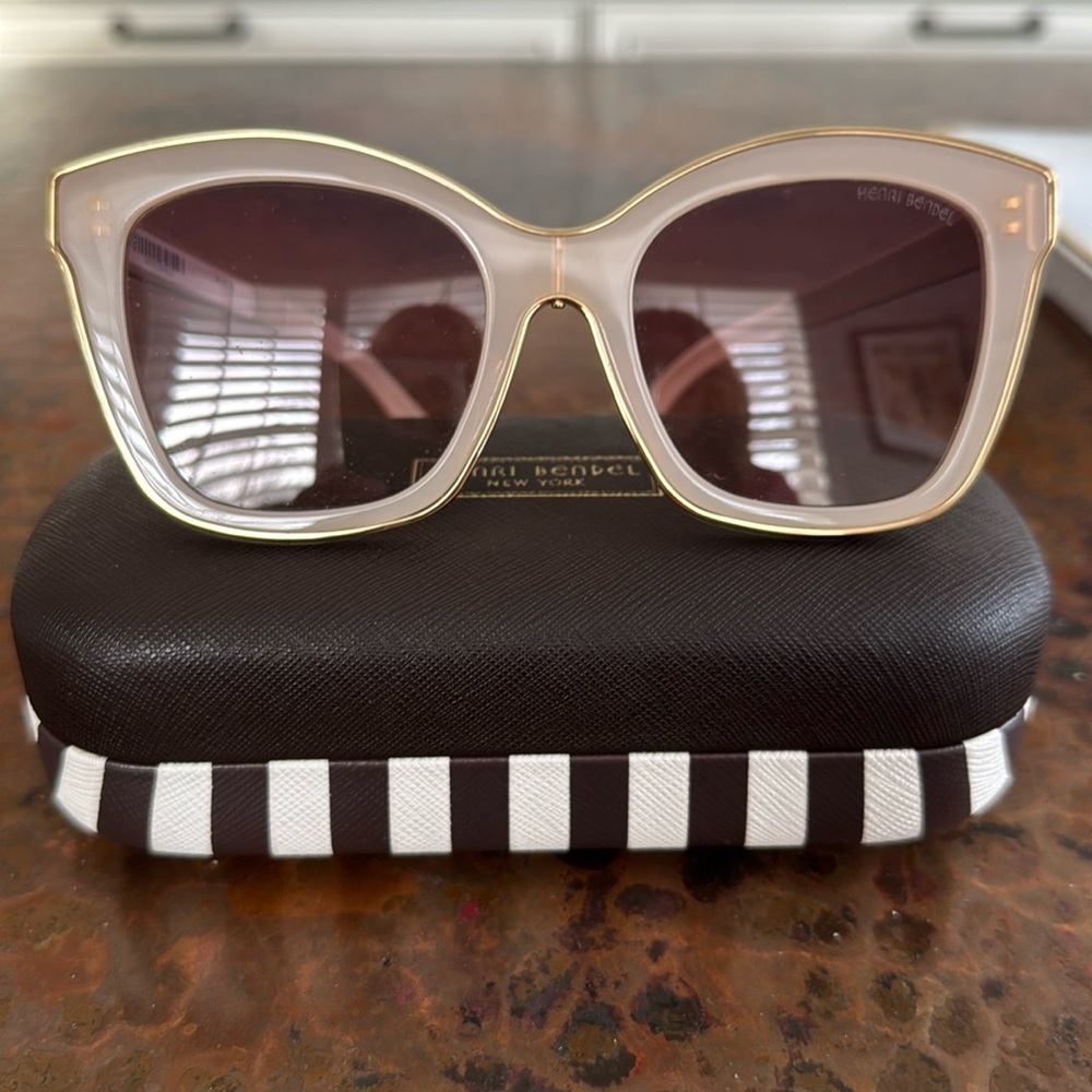 Henri Bendel pastel pink and rose gold sunglasses